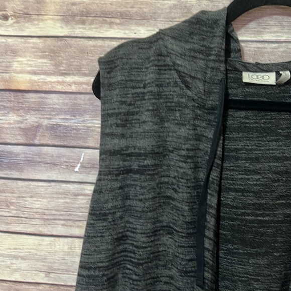 LOGO Lori Goldstein • Black Gray Long Sweater Vest Hood Medium - Picture 4 of 7